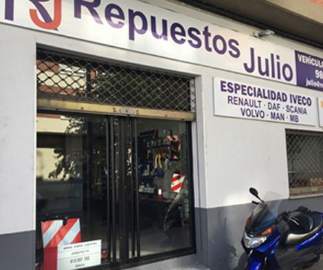 Repuestos Julio fachada